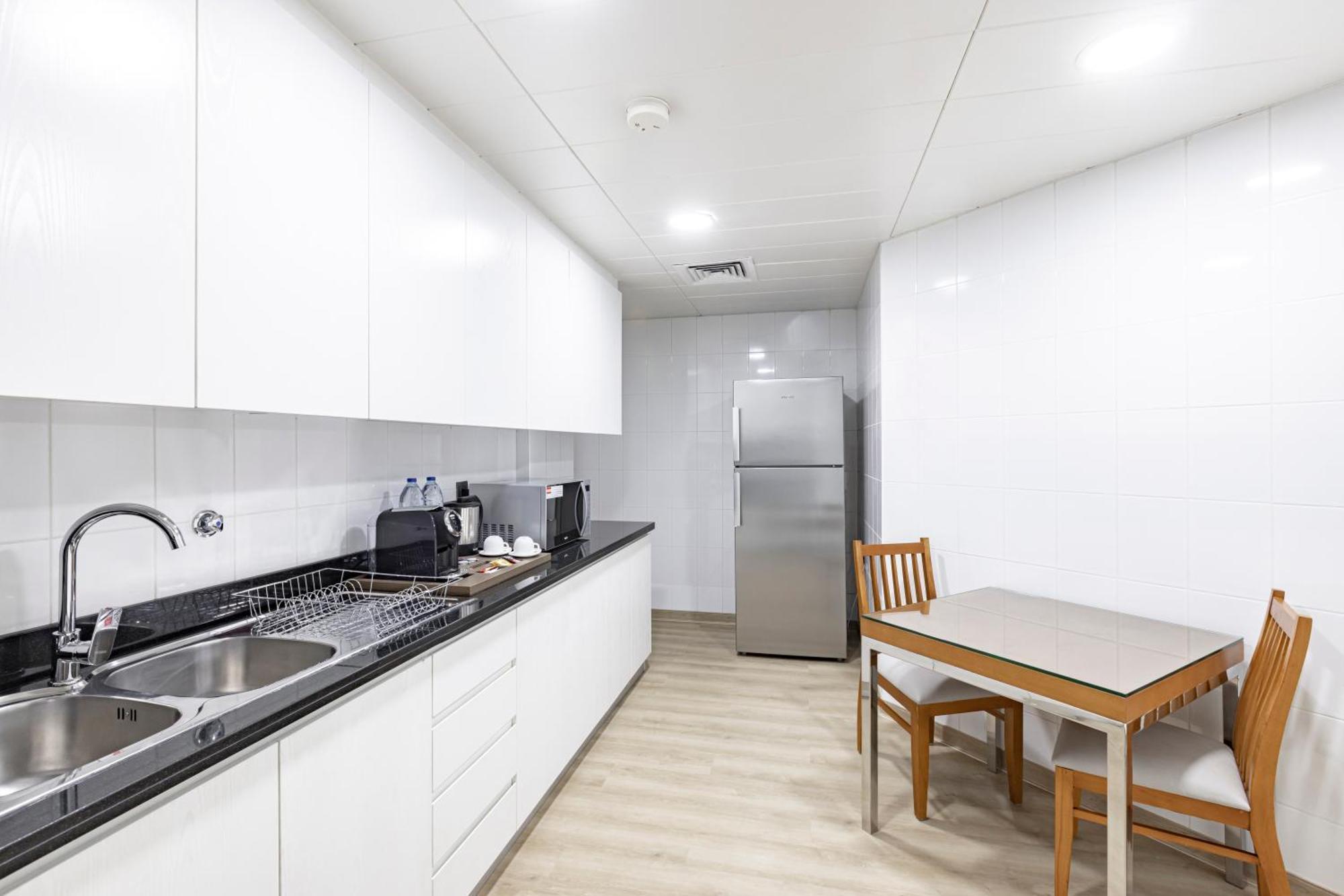 Golden Sands Suites Dubai Quarto foto